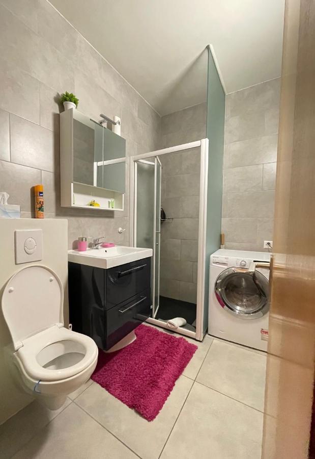 Karl&deby Stazione/centro Apartamento